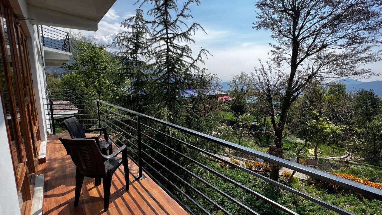 Flyscape Hostel Bir  Bagian luar foto