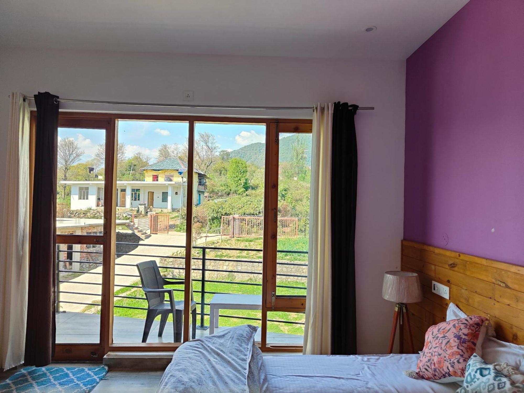 Flyscape Hostel Bir  Bagian luar foto