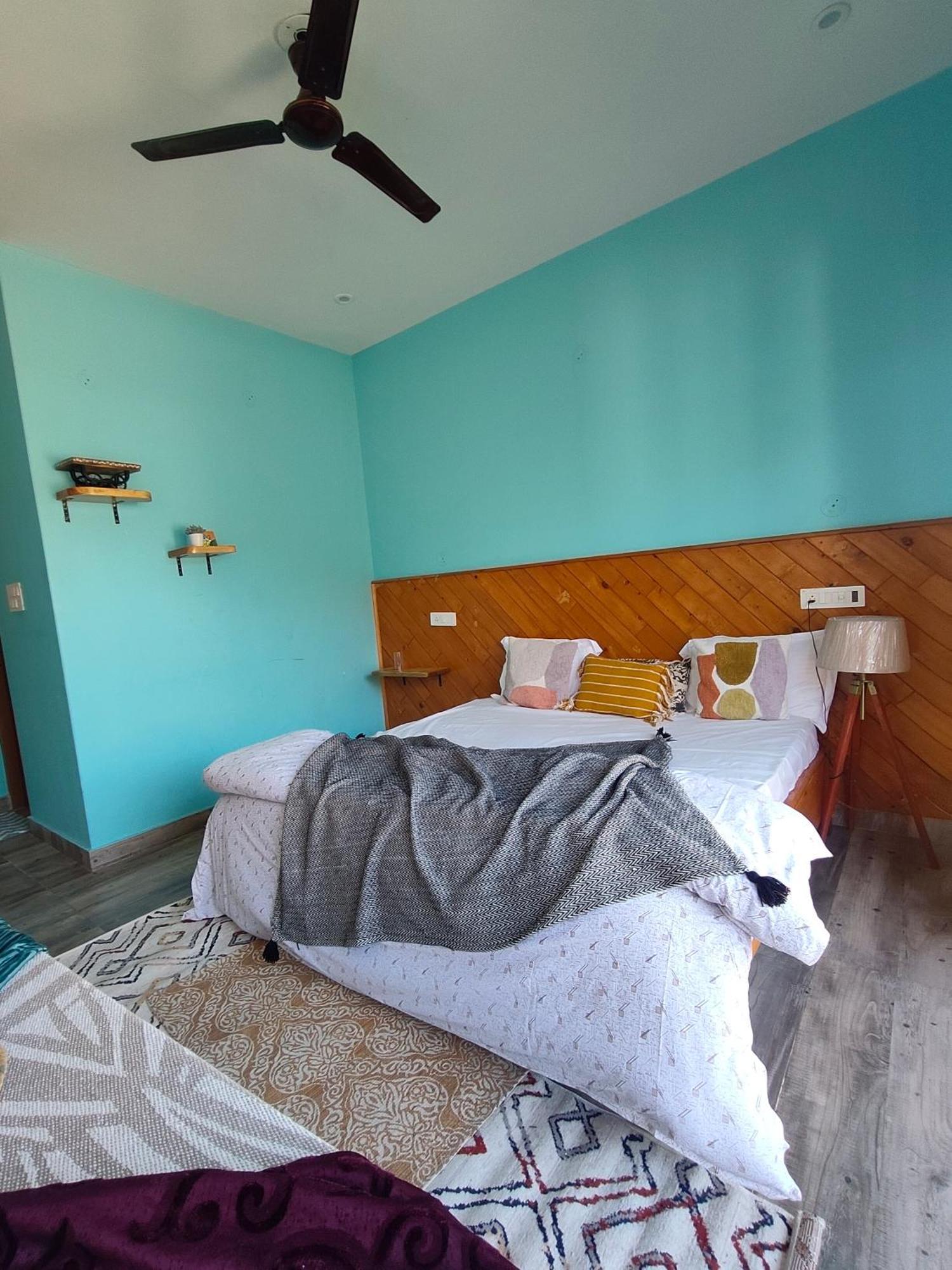 Flyscape Hostel Bir  Bagian luar foto