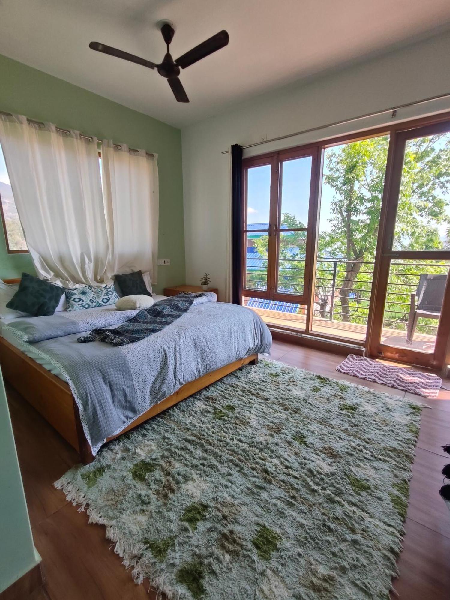 Flyscape Hostel Bir  Bagian luar foto